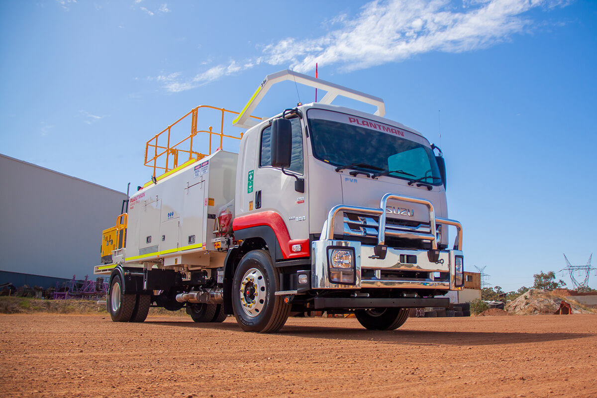 AN EXTENSIVE RANGE OF RELIABLE & RESILIENT EQUIPMENT FOR HIRE