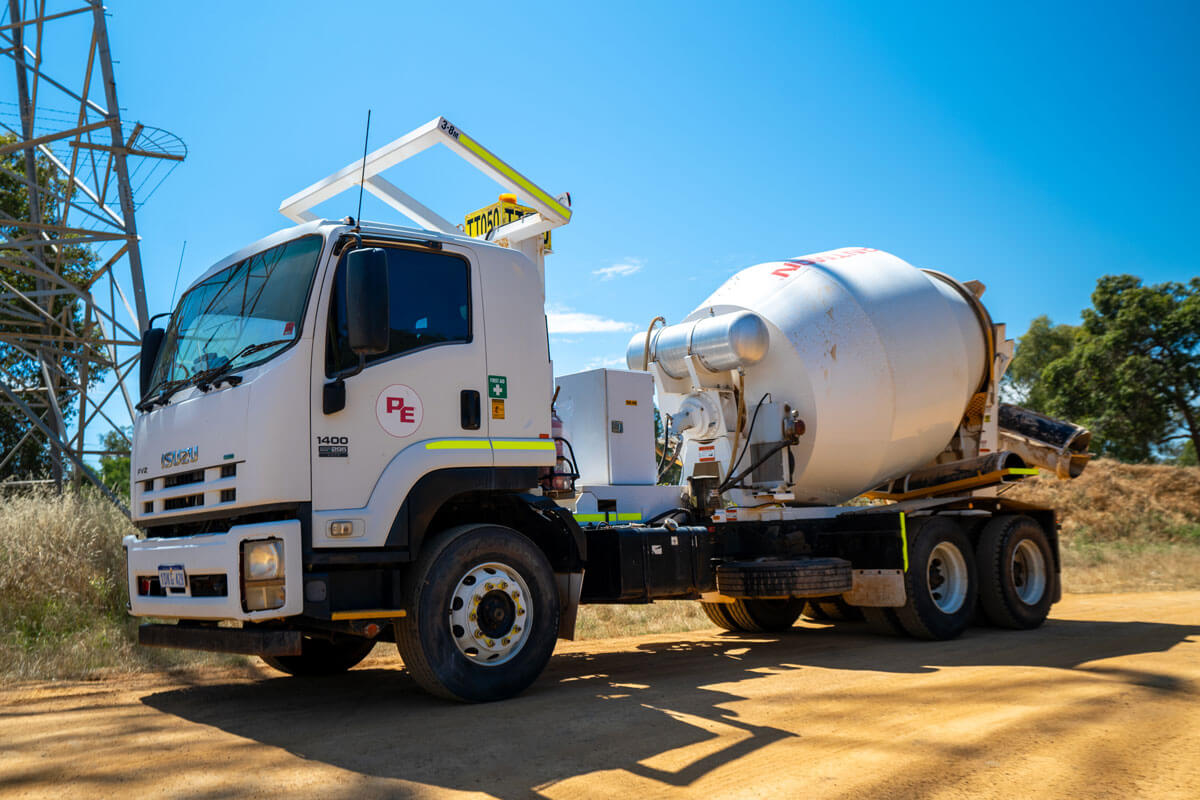 2012 ISUZU FVZ1400 6×4 Agitator Truck